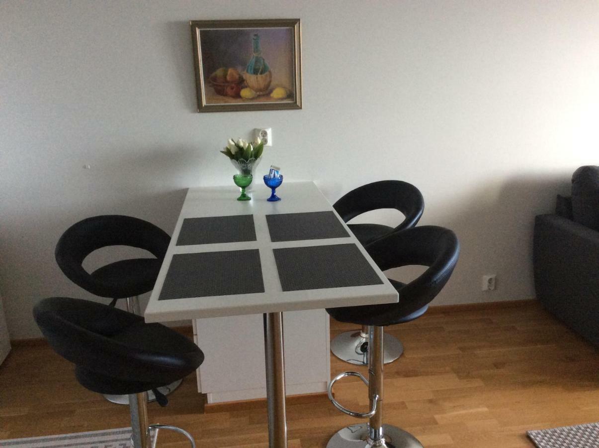Cozy Paroni Appartement Rovaniemi Buitenkant foto